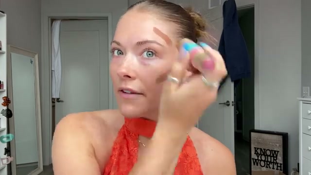 @kayla.ryan1 reviewing Physicians Formula Butter Glow and Go Contour and Blush Duo at 01:24 in a YouTube Shorts video