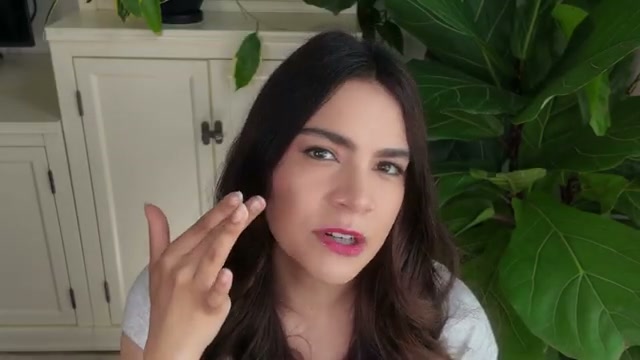 @kellydriscoll reviewing Hero Cosmetics Invisible Pimple Patch at 25:27 in a YouTube Shorts video