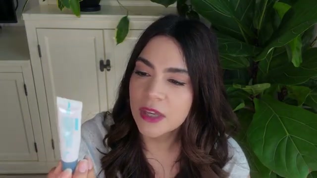 @kellydriscoll reviewing Neutrogena Lip Sleeping Mask at 27:51 in a YouTube Shorts video