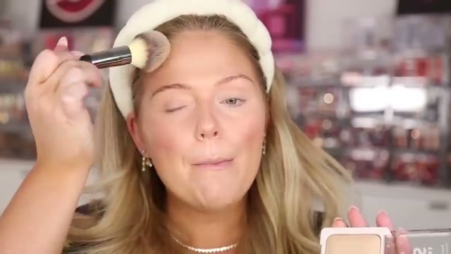 @kellystrack reviewing CoverGirl Skin Enhancer Powder at 08:02 in a YouTube Shorts video