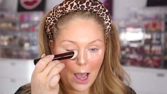 Vanish Seamless Finish Foundation Brush