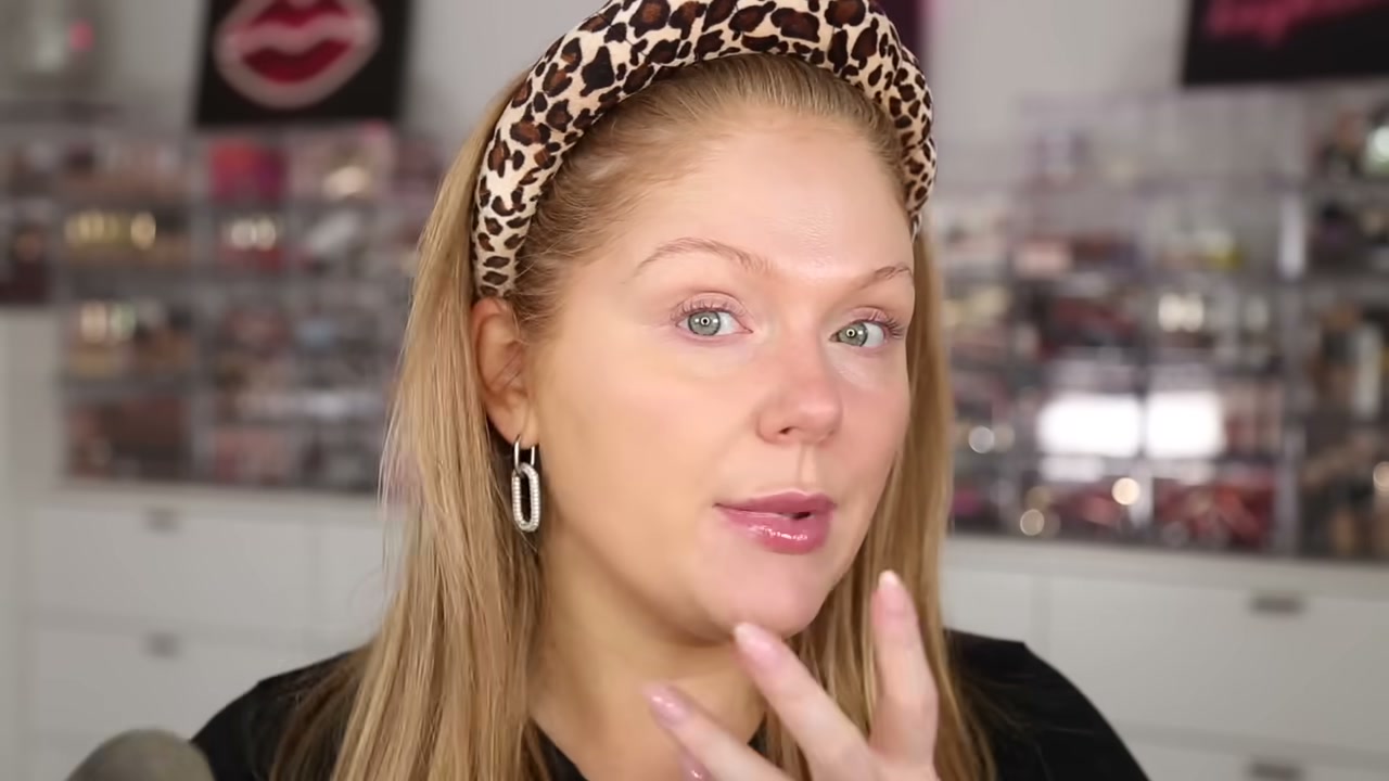 Infallible Skin Ink 2-in-1 Foundation Concealer