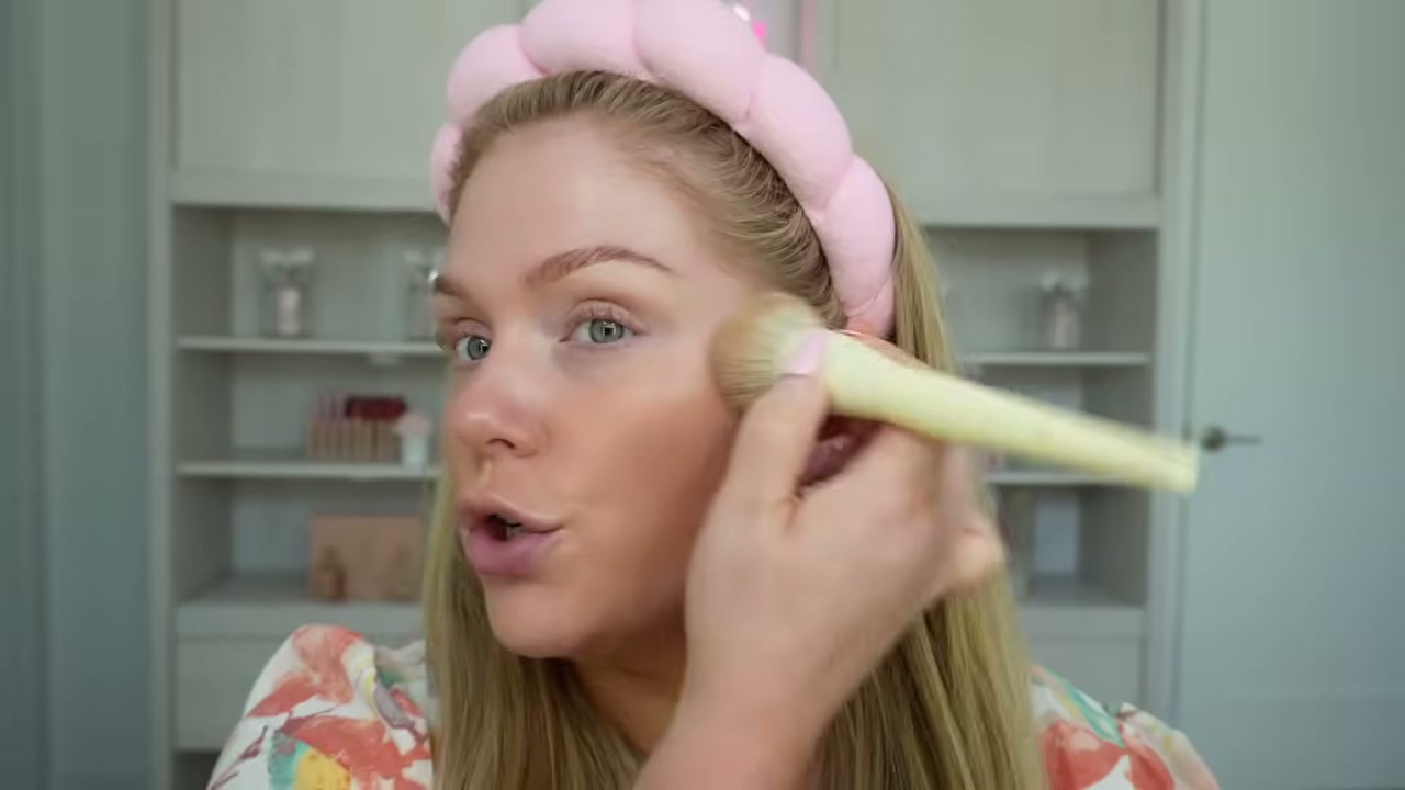 True Match Super-Blendable Foundation