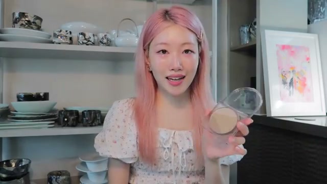 @krystallee reviewing peripera V Shading Grayish Cool at 07:35 in a YouTube Shorts video