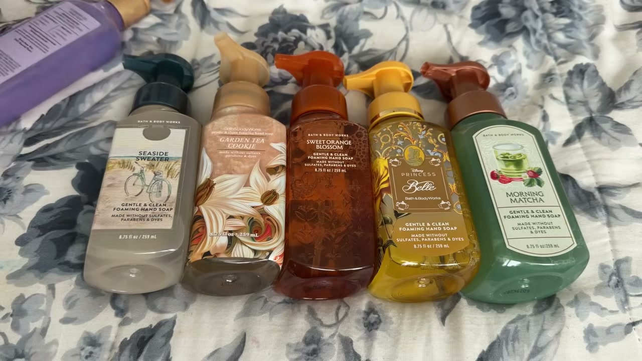 @laura.lavigne reviewing Bath & Body Works Aurora Hand Soap at 10:15 in a YouTube Shorts video
