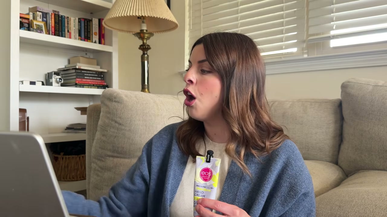 @laura.lavigne reviewing eos Body Mist at 07:59 in a YouTube Shorts video