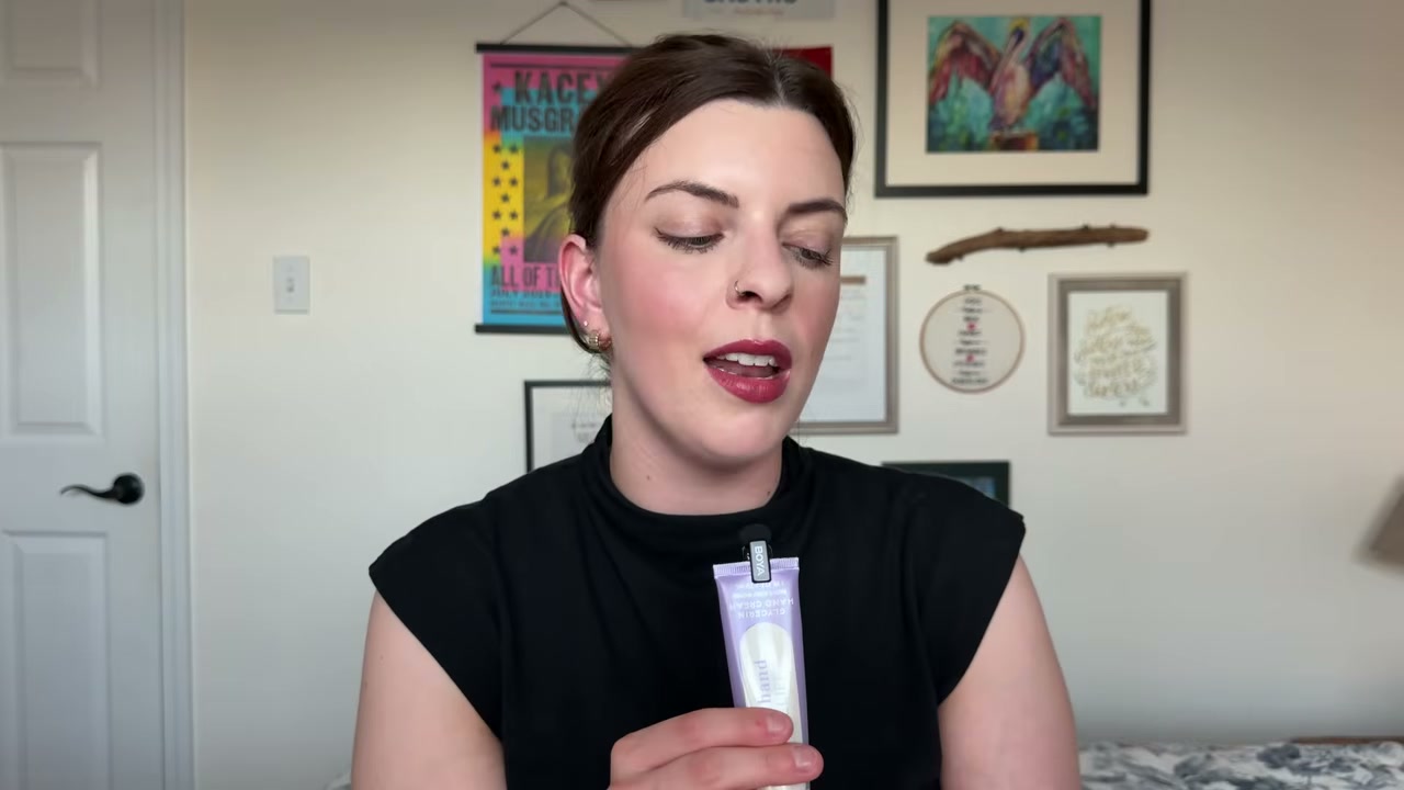 @laura.lavigne reviewing eos Shave Cream at 03:36 in a YouTube Shorts video