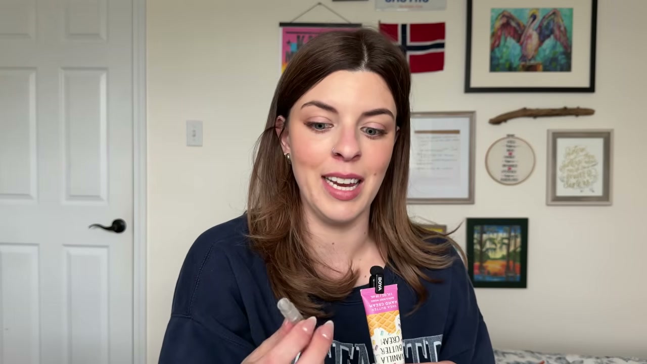 @laura.lavigne reviewing Replica Coffee Break at 26:34 in a YouTube Shorts video