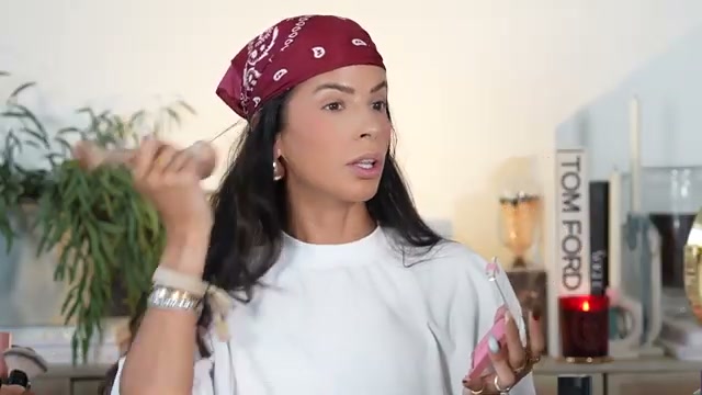 @laura88lee reviewing REFY Lamination Gel at 12:32 in a YouTube Shorts video