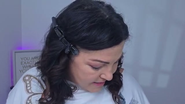 @laurafagelman reviewing e.l.f. Cosmetics Butter Melt Blush at 27:05 in a YouTube Shorts video