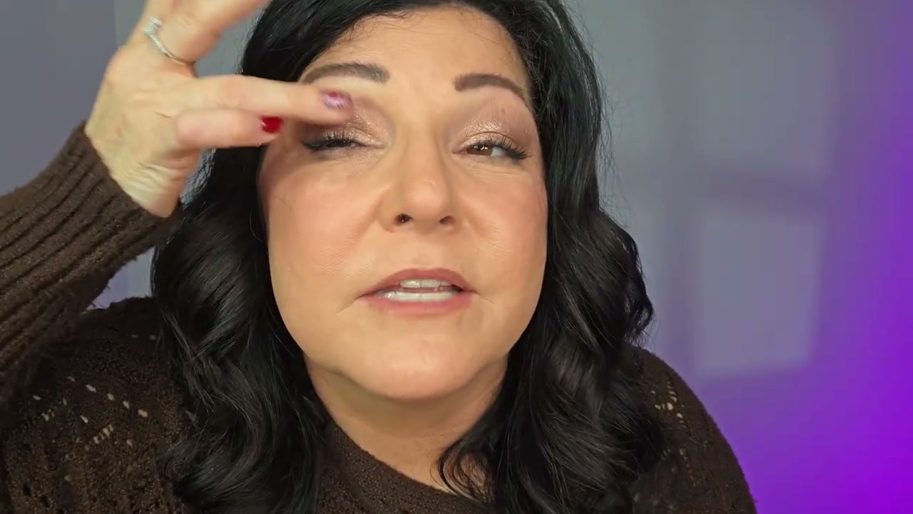 Fine as Fleck Glitter Eyeshadow Topper