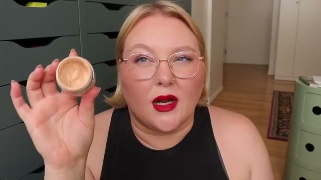 Future Skin Cushion Skincare Foundation