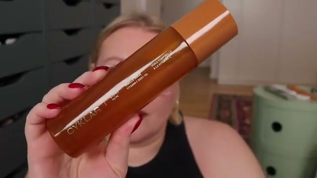 Sacred Santal Vitamin C Body Oil