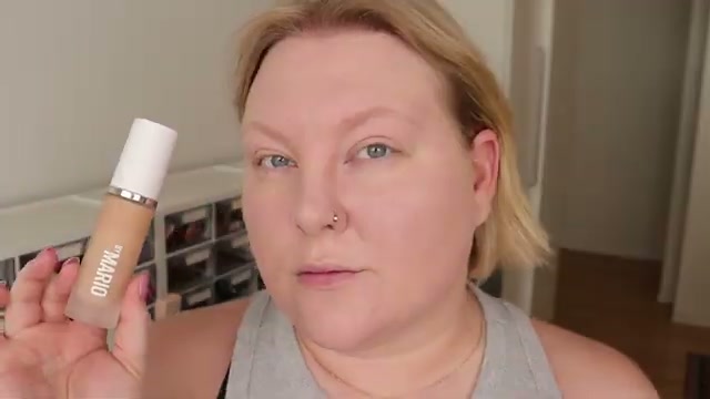 SurrealSkin Natural Finish Foundation