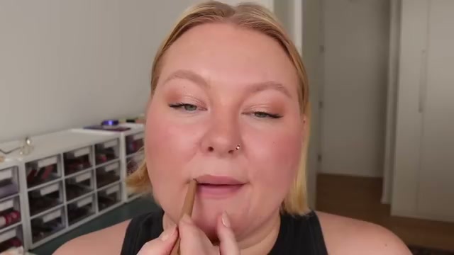 Peptide Lip Shape