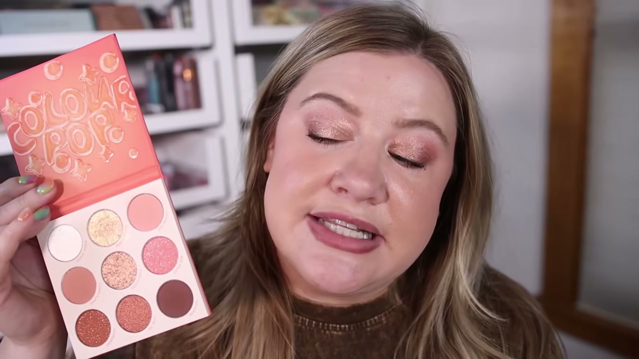 @leahjanae reviewing ColourPop Peachy Jelly Palette at 27:33 in a YouTube Shorts video