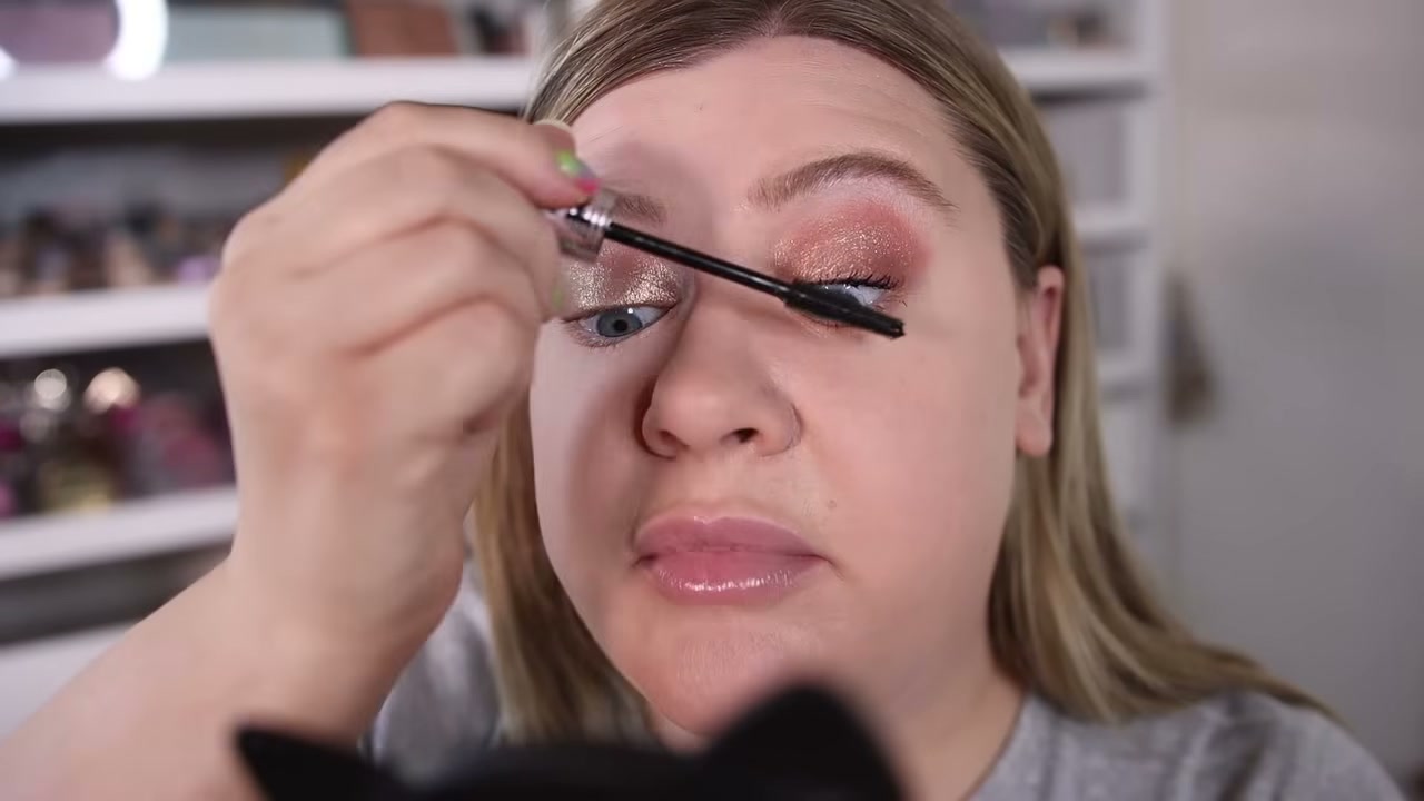 @leahjanae reviewing Maybelline Sky High Tubes Mascara at 14:52 in a YouTube Shorts video