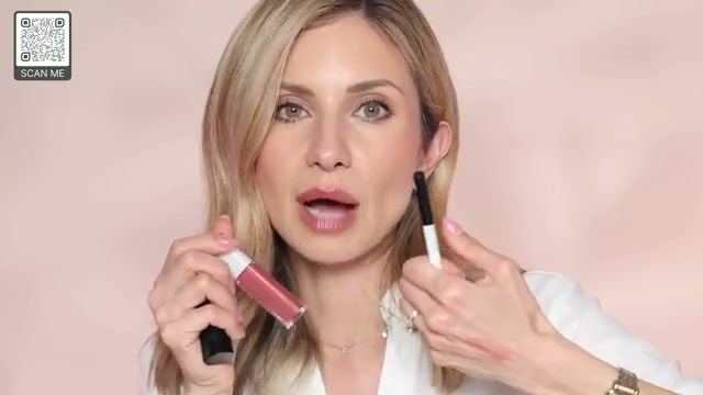 lisajmakeup mentioning MAKE UP FOR EVER Mist & Fix 24HR Hydrating Setting Spray at 18:43 in their YouTube video