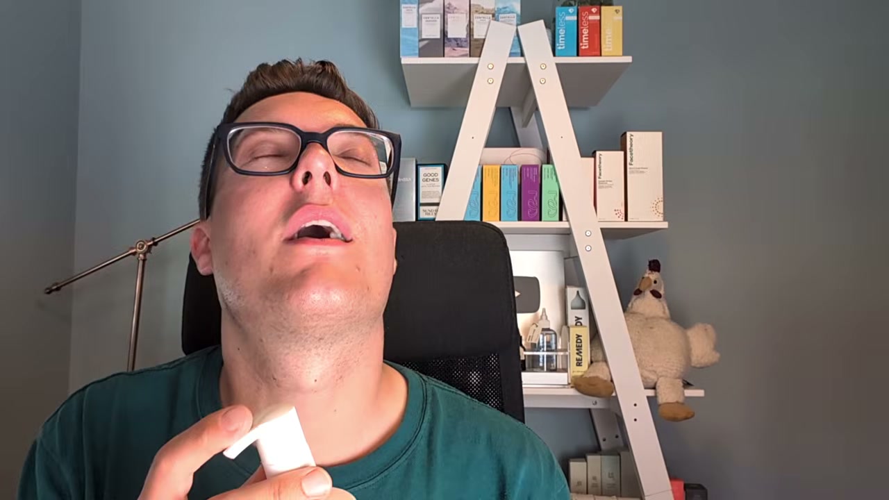 @madaboutskin reviewing Loopha Hand and Body Water Cream at 09:43 in a YouTube Shorts video