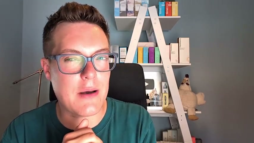 @madaboutskin reviewing Loopha Powder Body Wash at 11:00 in a YouTube Shorts video