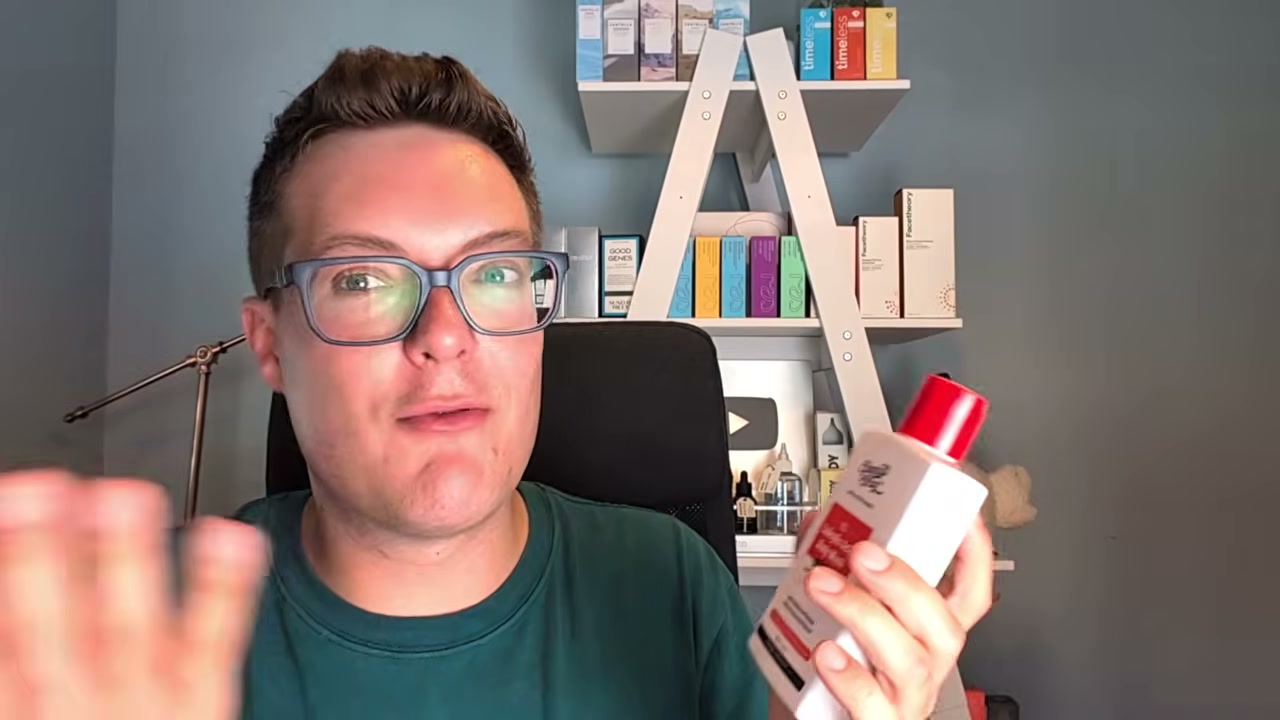 @madaboutskin reviewing The Chemist at Play Salicylic Acid Body Wash at 24:13 in a YouTube Shorts video