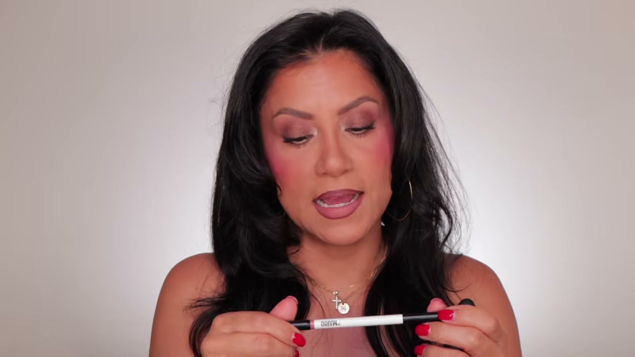 Ultra Suede® Sculpting Lip Pencil