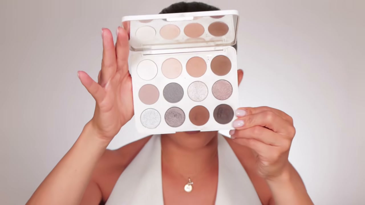 ChromaPlus 12-Pan Eyeshadow Palette