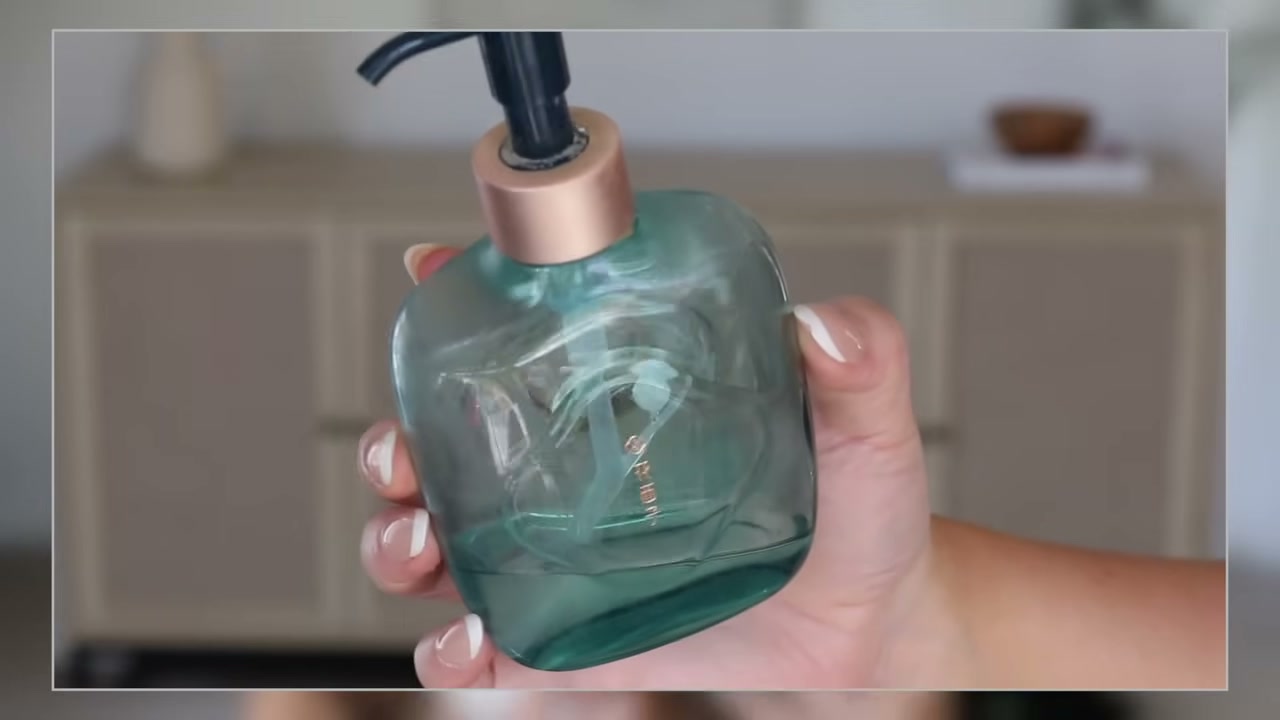 Botanical Hydra-Soothe Balancing Cleansing Oil