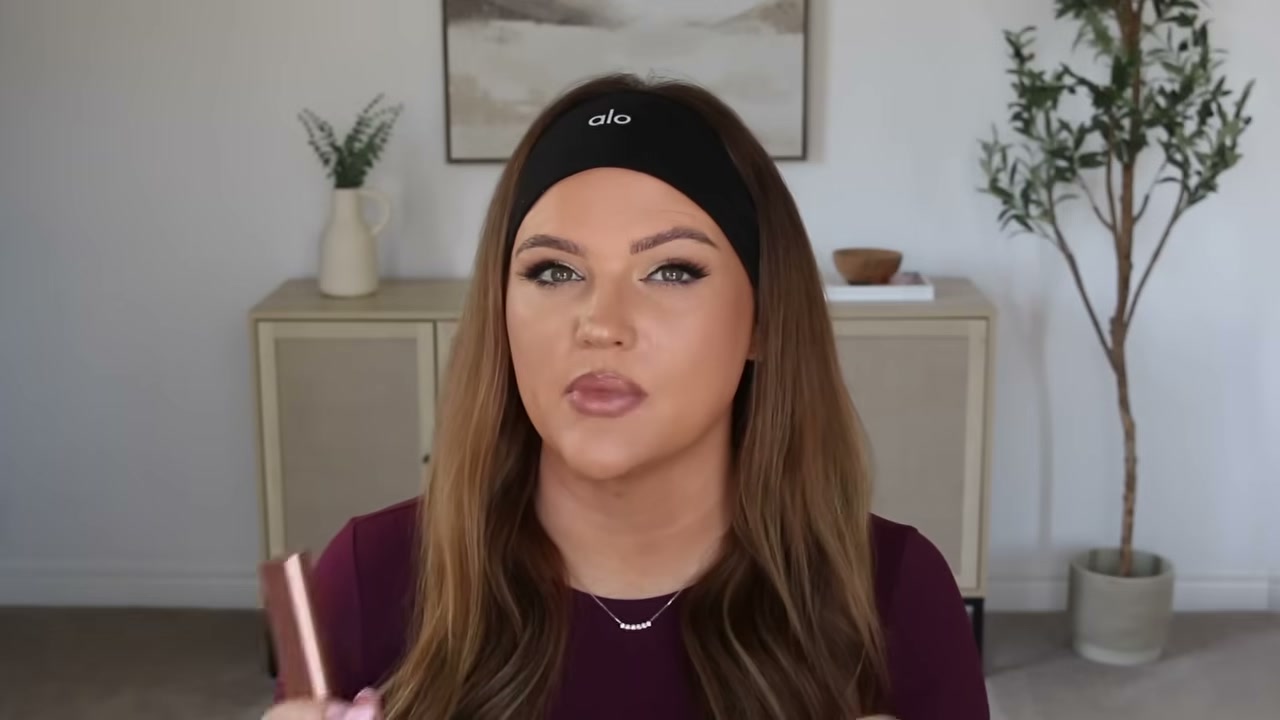 No Limits Cream Bronzer and Contour Stick