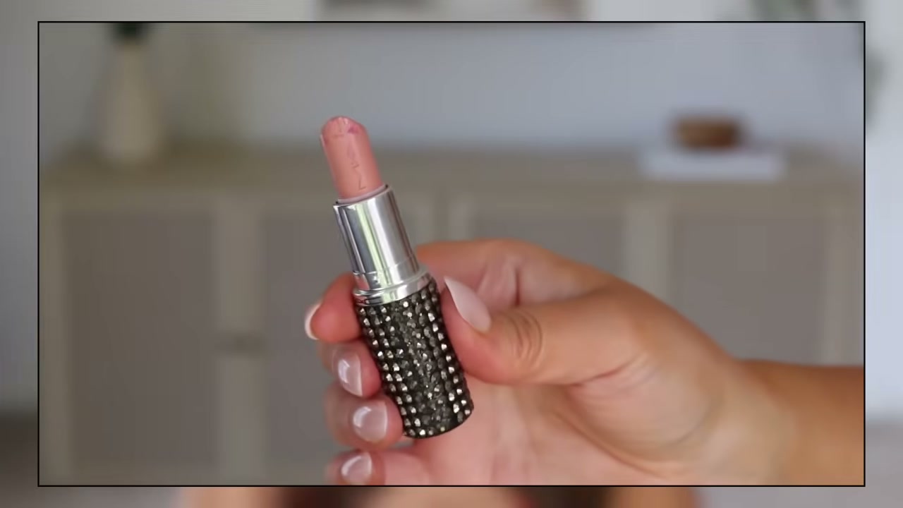 @makeupbycheryl reviewing MAC Cosmetics Flesh Pot Lipstick at 35:41 in a YouTube Shorts video