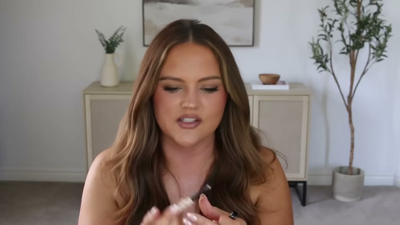 @makeupbycheryl reviewing Sephora Collection Best Skin Ever Ultra-Slim Precision Concealer at 20:24 in a YouTube Shorts video