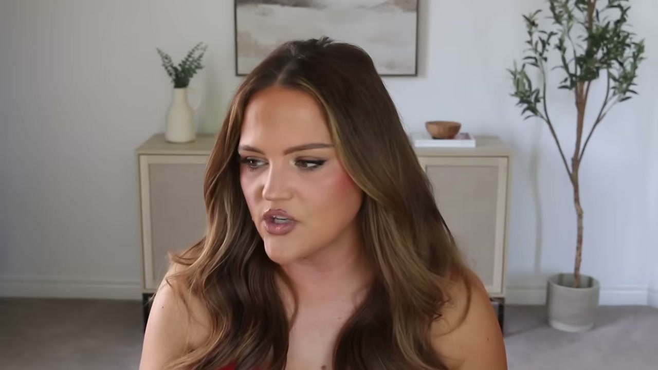@makeupbycheryl reviewing Velour Lash Glue at 15:46 in a YouTube Shorts video