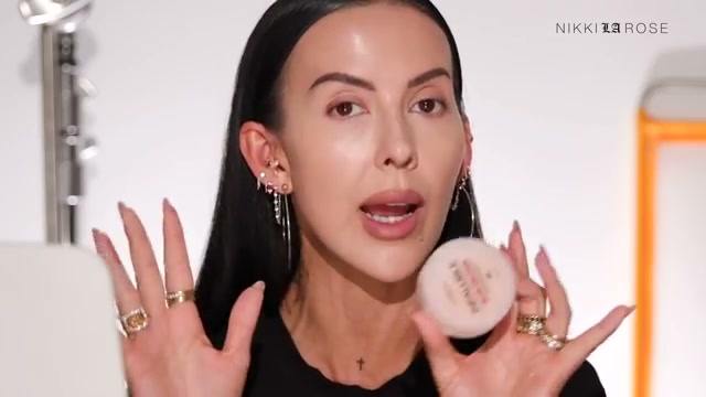 Infallible Blur-Fection Longwear Loose Setting Powder