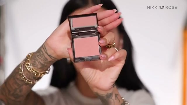 @makeupbynikkilarose reviewing Laura Mercier Blush Colour Infusion at 11:25 in a YouTube Shorts video