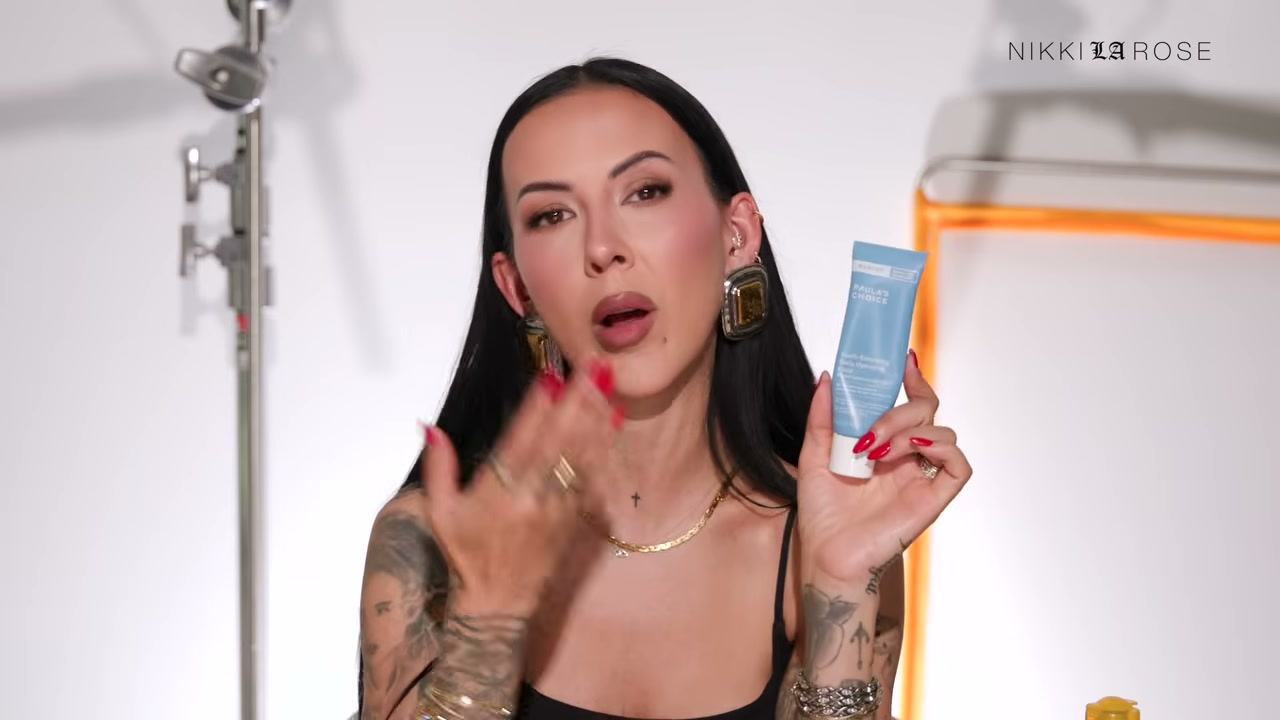 @makeupbynikkilarose reviewing Paula's Choice Youth Extending Daily Hydrating Fluid SPF 50 at 25:29 in a YouTube Shorts video