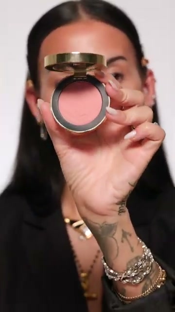 Make Me Blush 24H Buildable Powder Blush