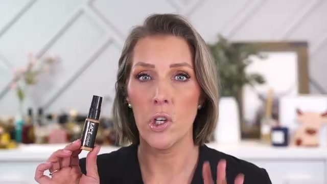 @mandydavismua reviewing Face Atelier Ultra Pro Foundation at 02:40 in a YouTube Shorts video