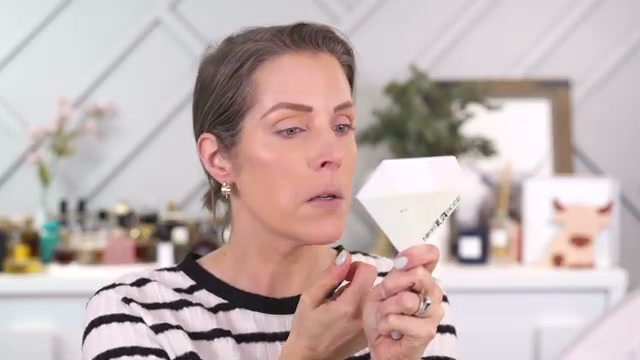 Neo Essential Blurring Finish Powder