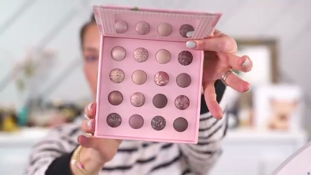 Eyeshadow Palette