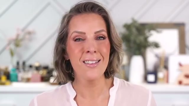 Vital Skincare Brightening Concealer With Hyaluronic Acid