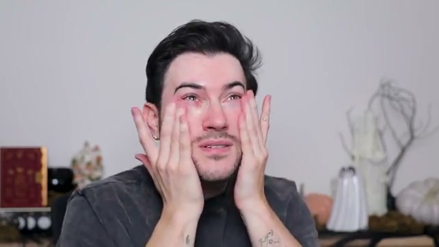 @mannymua733 reviewing Amora Plum Dewy Hydrating Face Serum at 07:02 in a YouTube Shorts video