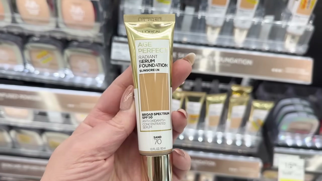 Age Perfect Radiant Serum Foundation