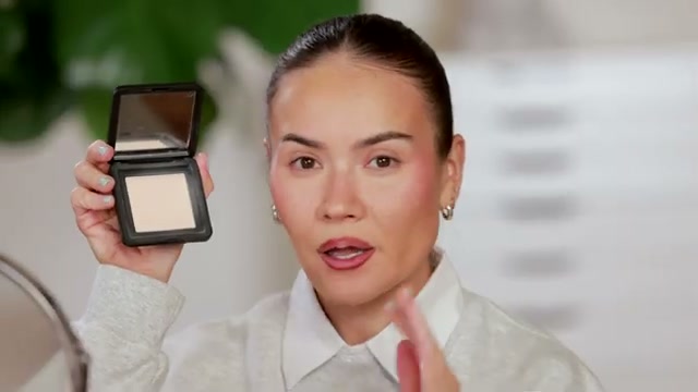 HD Skin Perfecting Pressed Powder