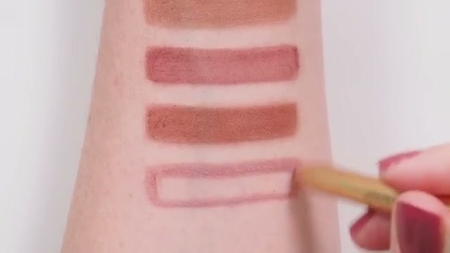 Signature Lip Sheer Lip Liner