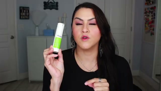 @melirodriguez reviewing Murad Rapid Collagen Infusion at 20:10 in a YouTube Shorts video