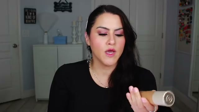 @melirodriguez reviewing SHEGLAM Skin Infinite Hydrating Foundation at 11:48 in a YouTube Shorts video