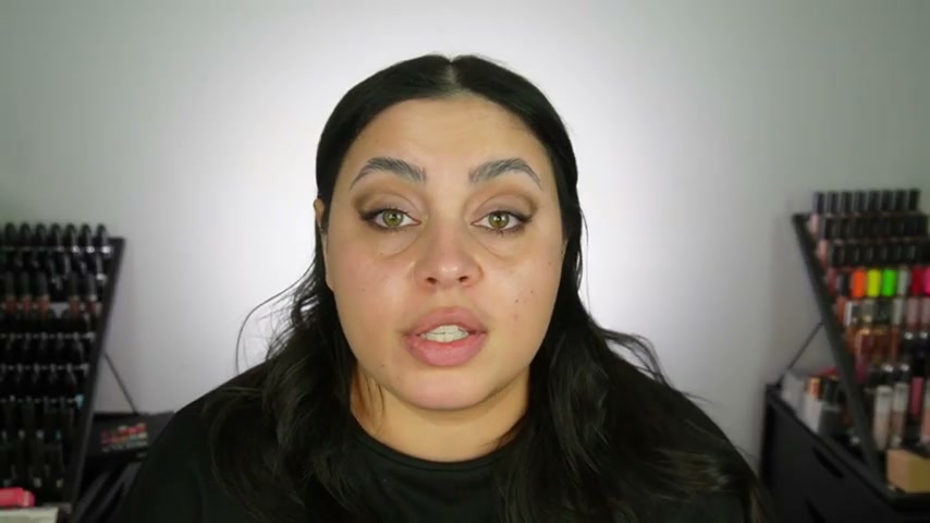 @missmeganrobinsonn reviewing MAC Cosmetics 86 Lash at 18:46 in a YouTube Shorts video
