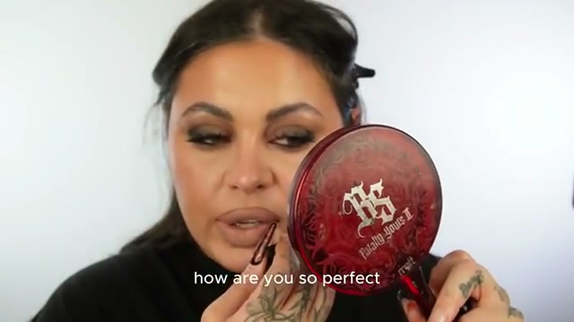 @missmeganrobinsonn reviewing MAC Cosmetics Hodgepodge Lipstick at 21:02 in a YouTube Shorts video