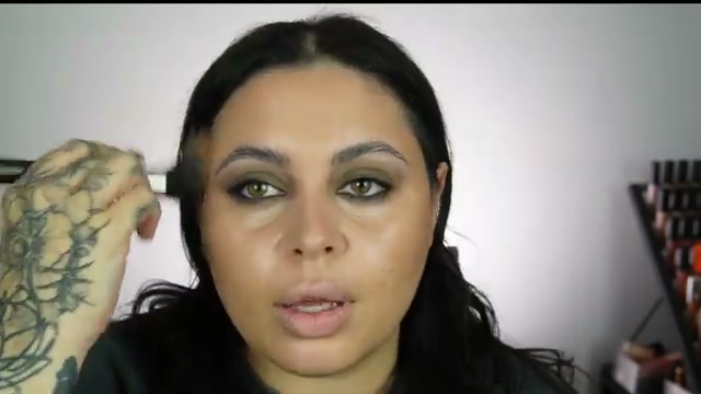 @missmeganrobinsonn reviewing MAC Cosmetics Humour Me Blush at 10:55 in a YouTube Shorts video