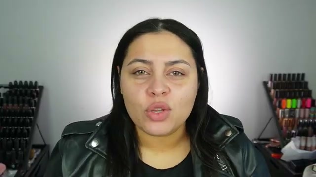 @missmeganrobinsonn reviewing MAC Cosmetics Hyper Real Essence at 09:03 in a YouTube Shorts video